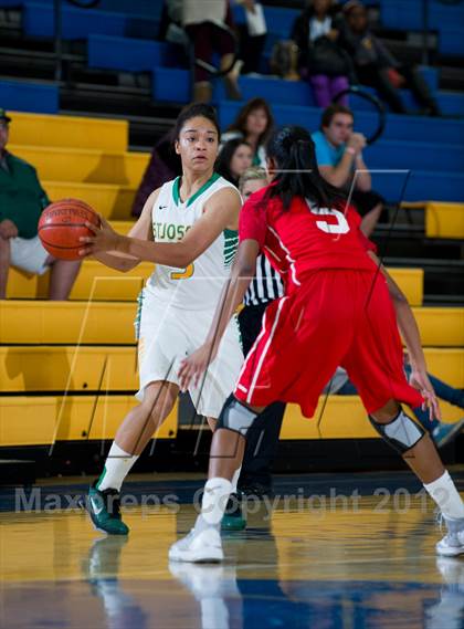 Thumbnail 1 in St. Joseph vs Mater Dei (National Prep Classic) photogallery.