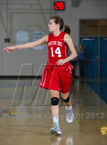 Thumbnail 1 in St. Joseph vs Mater Dei (National Prep Classic) photogallery.