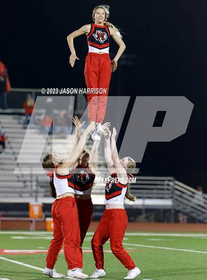 Thumbnail 1 in Muenster vs. Wink (UIL Football 2A Region 2 Area) photogallery.