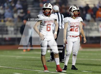 Thumbnail 3 in Muenster vs. Wink (UIL Football 2A Region 2 Area) photogallery.