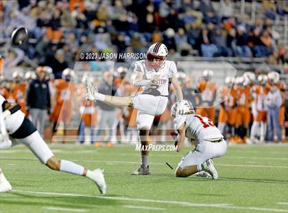 Thumbnail 3 in Muenster vs. Wink (UIL Football 2A Region 2 Area) photogallery.