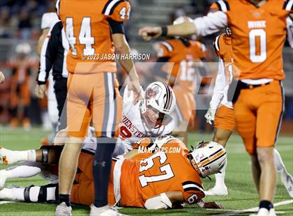 Thumbnail 1 in Muenster vs. Wink (UIL Football 2A Region 2 Area) photogallery.