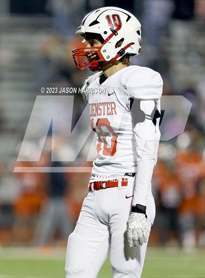 Thumbnail 2 in Muenster vs. Wink (UIL Football 2A Region 2 Area) photogallery.