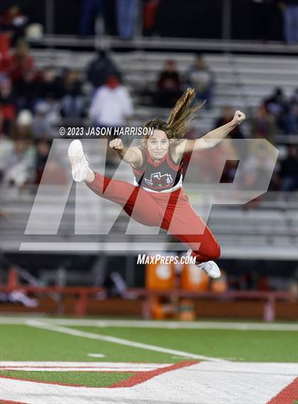 Thumbnail 1 in Muenster vs. Wink (UIL Football 2A Region 2 Area) photogallery.