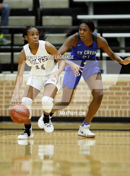 Thumbnail 3 in Cypress Creek vs Mansfield Timberview photogallery.