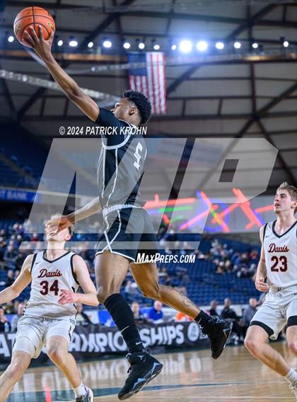 Thumbnail 3 in Skyview @ Davis (WIAA 4A Quarterfinals) photogallery.
