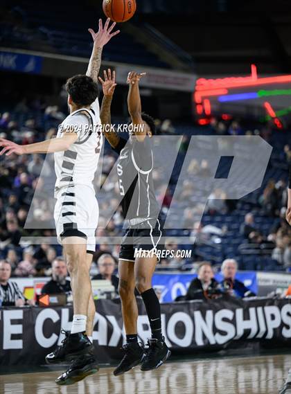 Thumbnail 1 in Skyview @ Davis (WIAA 4A Quarterfinals) photogallery.