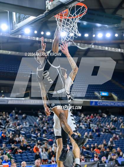 Thumbnail 3 in Skyview @ Davis (WIAA 4A Quarterfinals) photogallery.