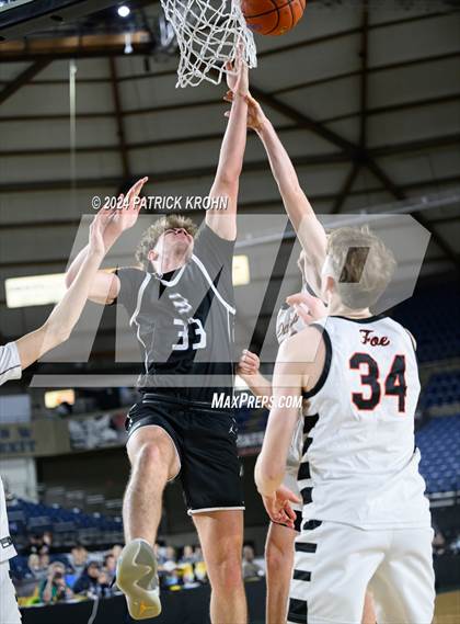 Thumbnail 3 in Skyview @ Davis (WIAA 4A Quarterfinals) photogallery.