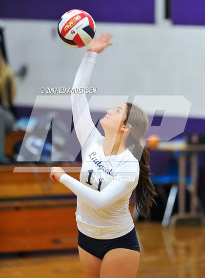 Thumbnail 2 in White Pine @ Yerington photogallery.