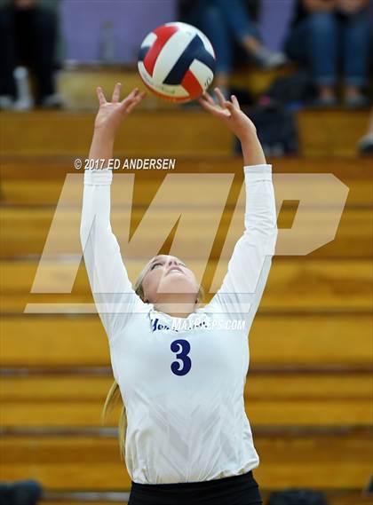 Thumbnail 2 in White Pine @ Yerington photogallery.