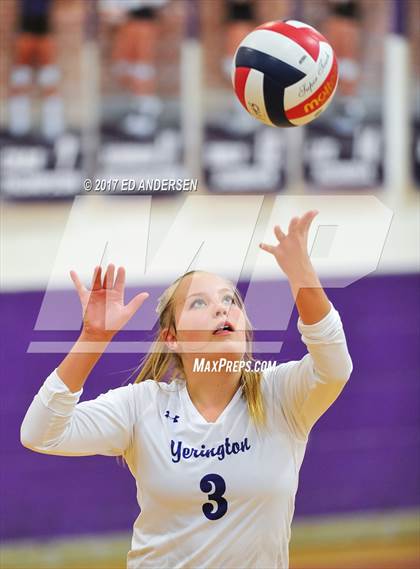 Thumbnail 3 in White Pine @ Yerington photogallery.