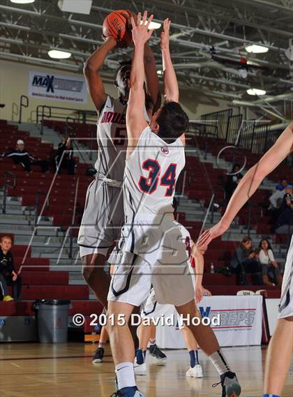 Thumbnail 3 in Dawson vs. Pinnacle (MaxPreps Holiday Classic) photogallery.