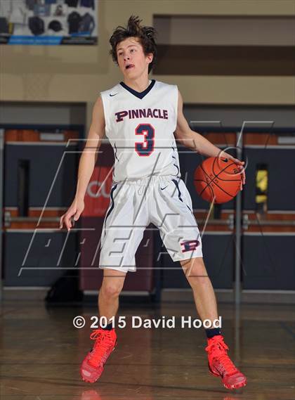 Thumbnail 3 in Dawson vs. Pinnacle (MaxPreps Holiday Classic) photogallery.