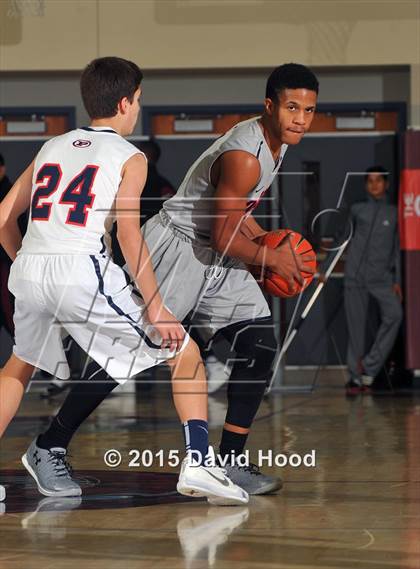 Thumbnail 1 in Dawson vs. Pinnacle (MaxPreps Holiday Classic) photogallery.