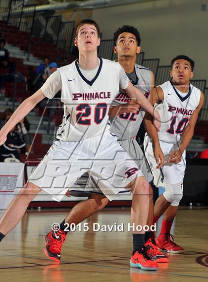 Thumbnail 3 in Dawson vs. Pinnacle (MaxPreps Holiday Classic) photogallery.