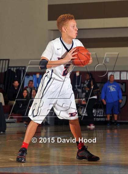 Thumbnail 1 in Dawson vs. Pinnacle (MaxPreps Holiday Classic) photogallery.