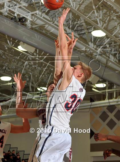 Thumbnail 1 in Dawson vs. Pinnacle (MaxPreps Holiday Classic) photogallery.