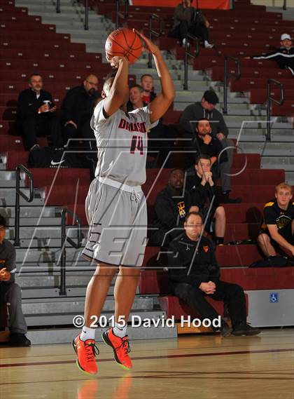 Thumbnail 3 in Dawson vs. Pinnacle (MaxPreps Holiday Classic) photogallery.