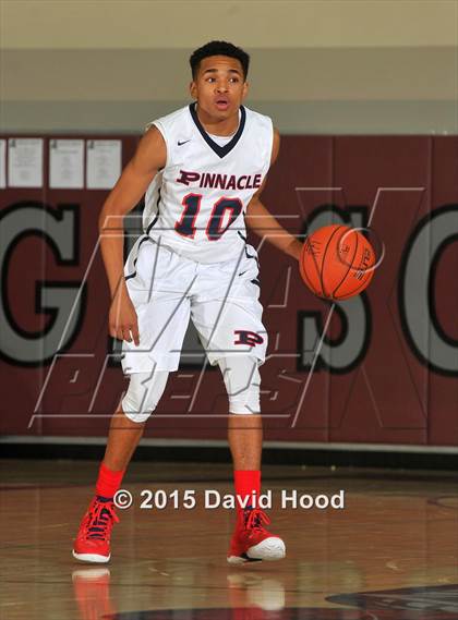Thumbnail 3 in Dawson vs. Pinnacle (MaxPreps Holiday Classic) photogallery.