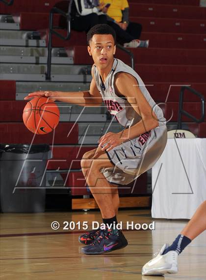 Thumbnail 1 in Dawson vs. Pinnacle (MaxPreps Holiday Classic) photogallery.