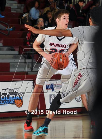 Thumbnail 2 in Dawson vs. Pinnacle (MaxPreps Holiday Classic) photogallery.
