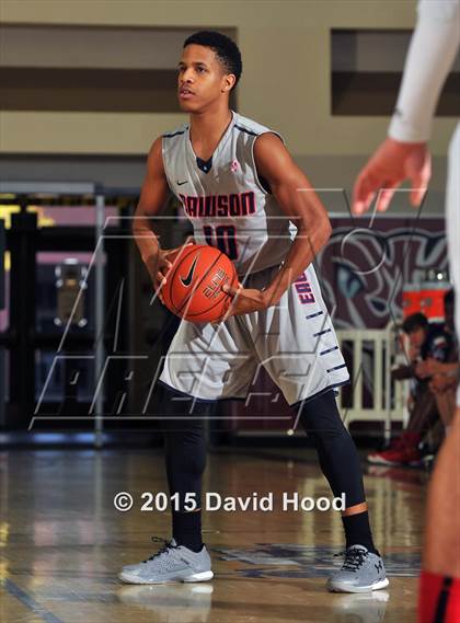Thumbnail 2 in Dawson vs. Pinnacle (MaxPreps Holiday Classic) photogallery.