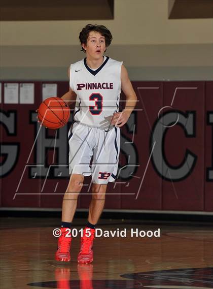 Thumbnail 3 in Dawson vs. Pinnacle (MaxPreps Holiday Classic) photogallery.