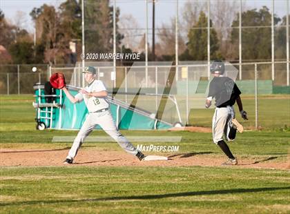 Thumbnail 3 in Franklin @ Monterey Trail photogallery.