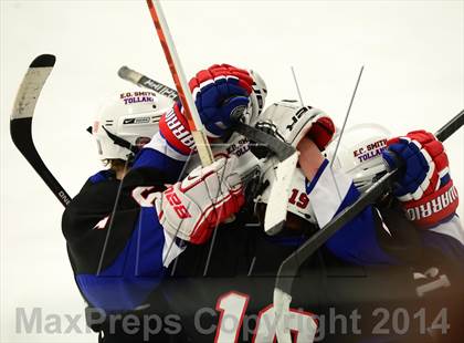 Thumbnail 1 in Newington/Berlin @ Smith/Tolland/Windham photogallery.