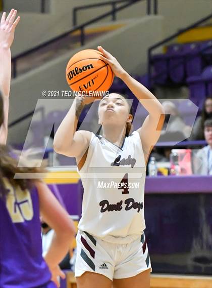 Thumbnail 3 in Berryville vs Morrilton (AAA 4A Regional First Round) photogallery.