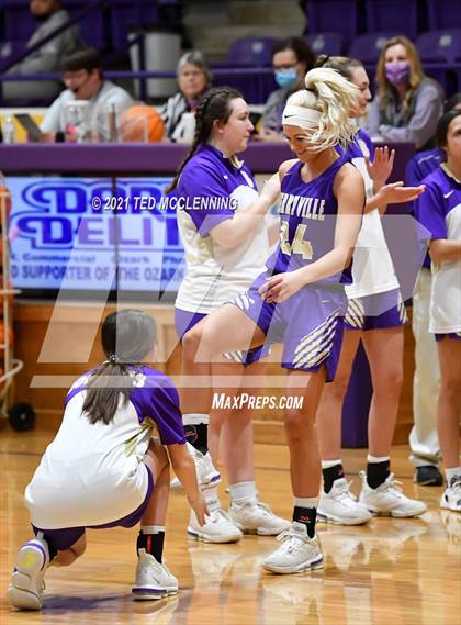 Thumbnail 3 in Berryville vs Morrilton (AAA 4A Regional First Round) photogallery.