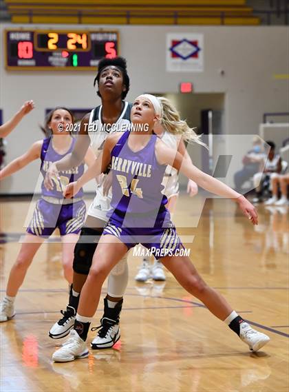 Thumbnail 2 in Berryville vs Morrilton (AAA 4A Regional First Round) photogallery.