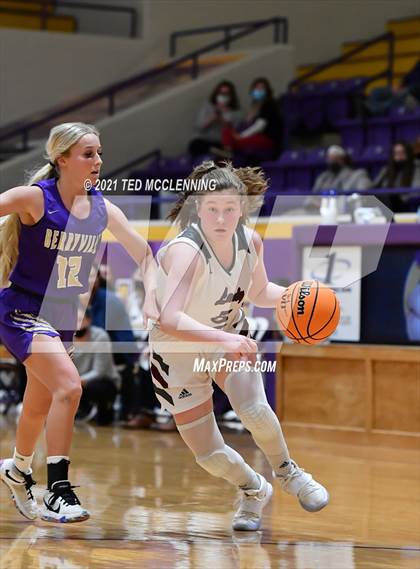 Thumbnail 1 in Berryville vs Morrilton (AAA 4A Regional First Round) photogallery.