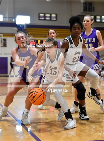 Thumbnail 1 in Berryville vs Morrilton (AAA 4A Regional First Round) photogallery.