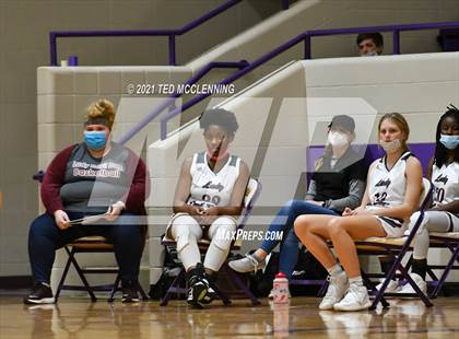 Thumbnail 2 in Berryville vs Morrilton (AAA 4A Regional First Round) photogallery.