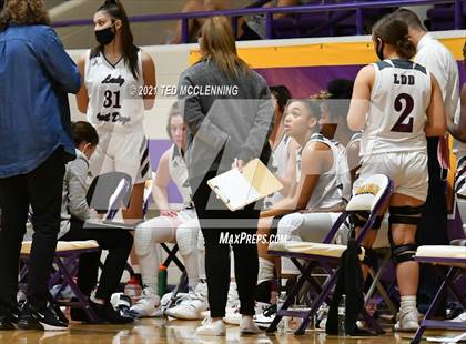 Thumbnail 2 in Berryville vs Morrilton (AAA 4A Regional First Round) photogallery.