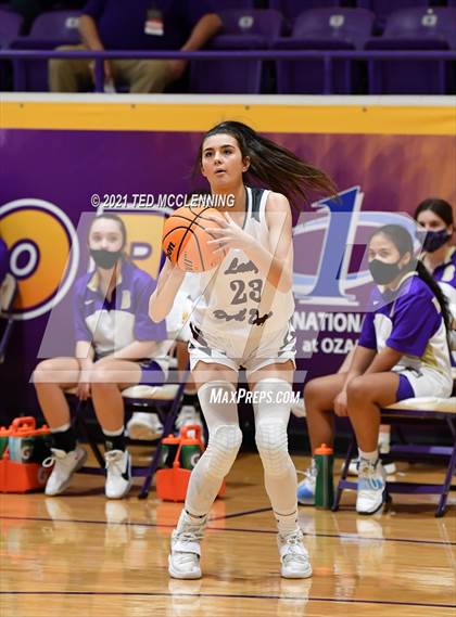 Thumbnail 3 in Berryville vs Morrilton (AAA 4A Regional First Round) photogallery.