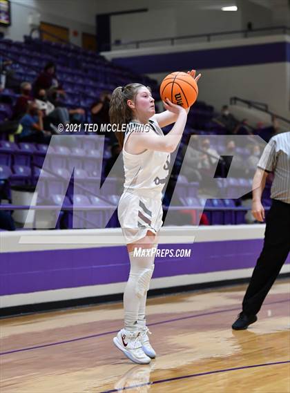 Thumbnail 1 in Berryville vs Morrilton (AAA 4A Regional First Round) photogallery.