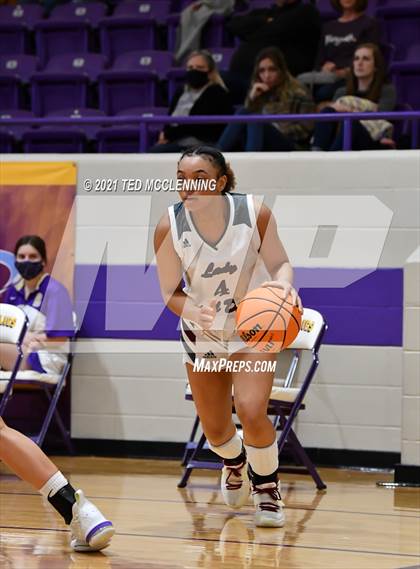 Thumbnail 2 in Berryville vs Morrilton (AAA 4A Regional First Round) photogallery.