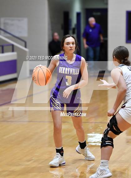 Thumbnail 1 in Berryville vs Morrilton (AAA 4A Regional First Round) photogallery.