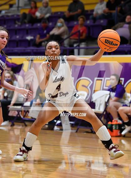 Thumbnail 3 in Berryville vs Morrilton (AAA 4A Regional First Round) photogallery.