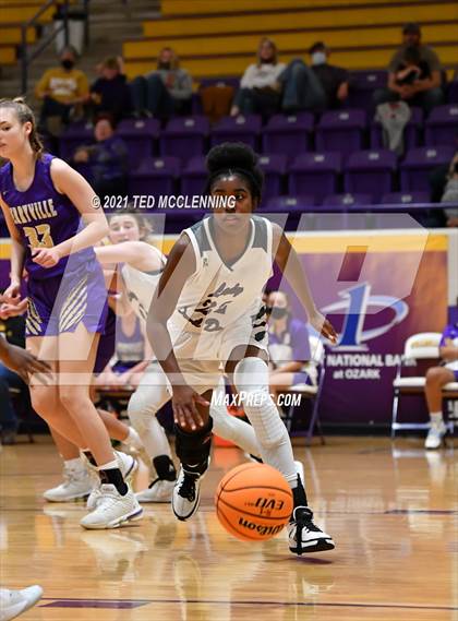 Thumbnail 2 in Berryville vs Morrilton (AAA 4A Regional First Round) photogallery.