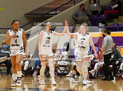 Thumbnail 2 in Berryville vs Morrilton (AAA 4A Regional First Round) photogallery.