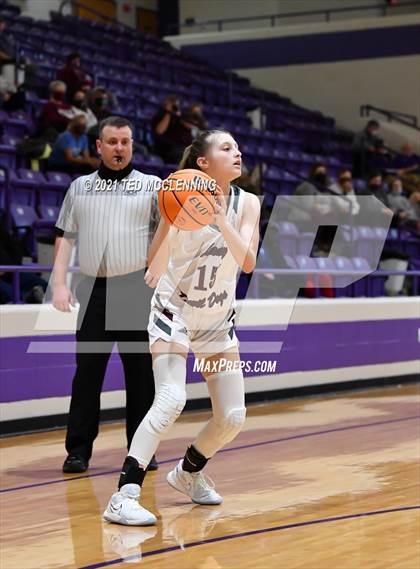 Thumbnail 3 in Berryville vs Morrilton (AAA 4A Regional First Round) photogallery.