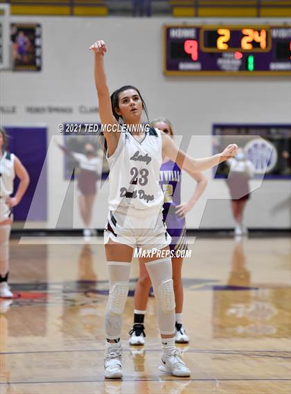 Thumbnail 1 in Berryville vs Morrilton (AAA 4A Regional First Round) photogallery.