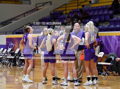 Thumbnail 1 in Berryville vs Morrilton (AAA 4A Regional First Round) photogallery.