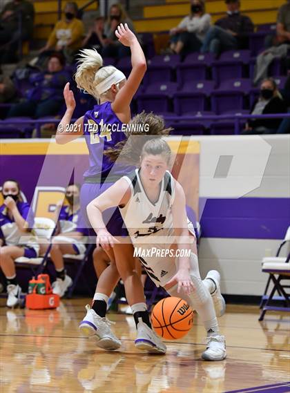 Thumbnail 2 in Berryville vs Morrilton (AAA 4A Regional First Round) photogallery.