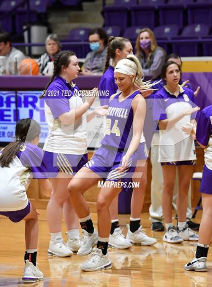 Thumbnail 2 in Berryville vs Morrilton (AAA 4A Regional First Round) photogallery.
