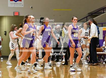 Thumbnail 3 in Berryville vs Morrilton (AAA 4A Regional First Round) photogallery.